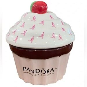 Pandora jewelry cupcake